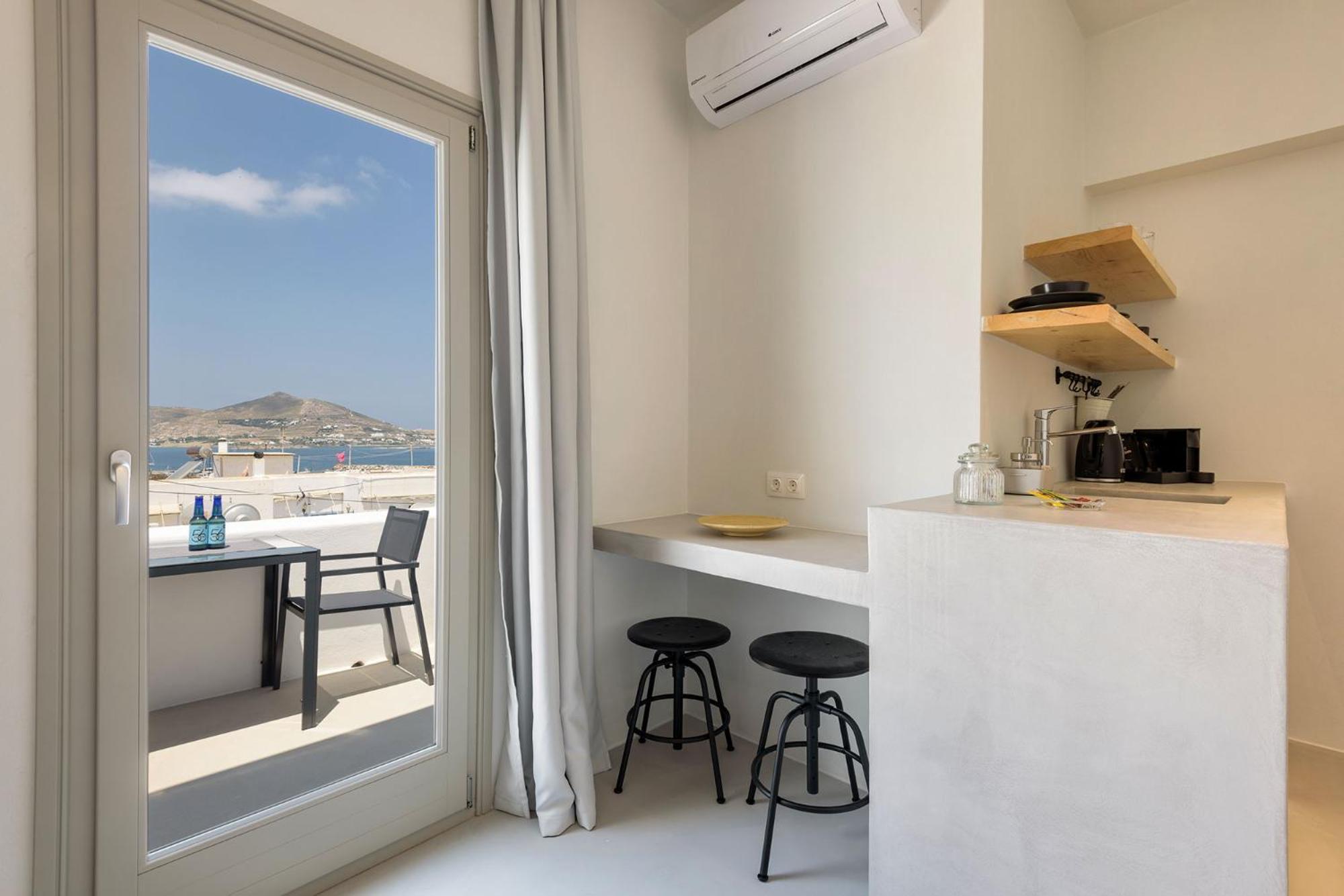 Peven Suites Naousa Exterior foto